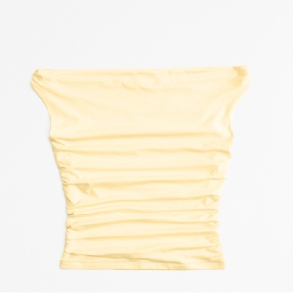 NWT Off-the-Shoulder Ruched Top